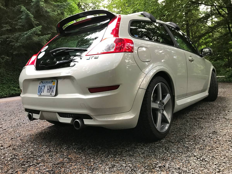 Illustration for article titled For $17,000, Could This 2013 Volvo C30 Polestar Be Your Cool Hot Hatch?